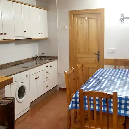 Holiday Calle Arriba - 3 Holiday home Linares (Cantabria)